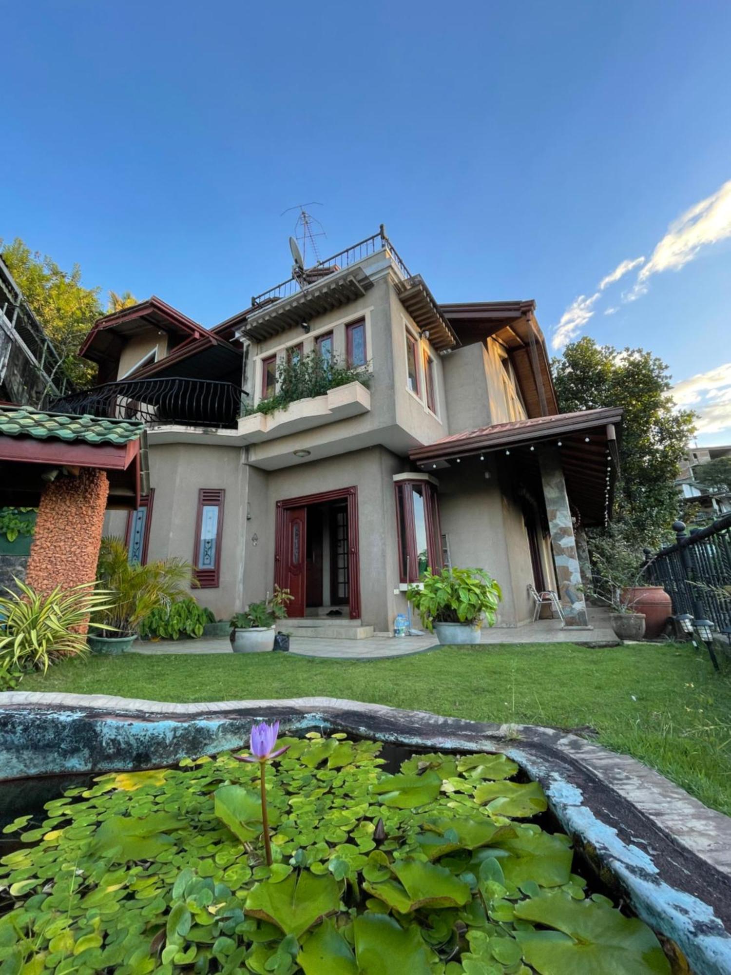 中国蒲公英民宿dandelion Guest House Villa With Mount View แคนดี้ ภายนอก รูปภาพ